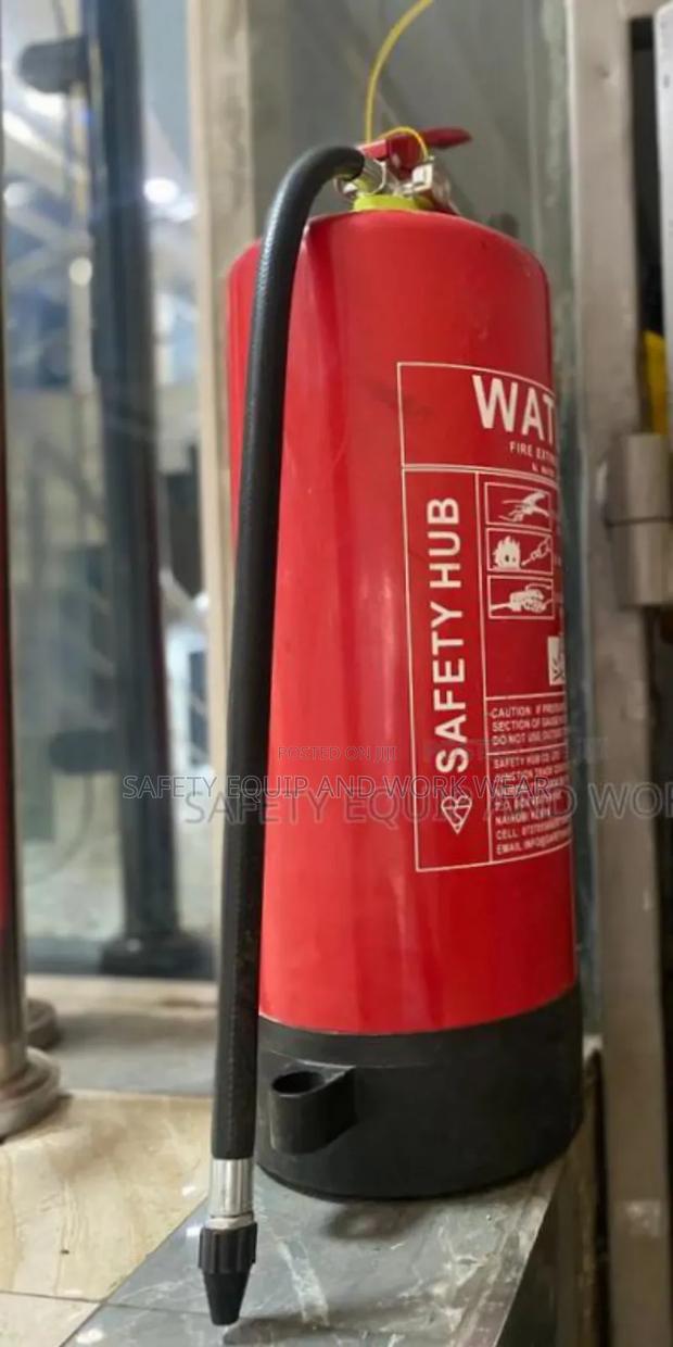 Water Fire Extinguisher For Offices And Libraries. - main view