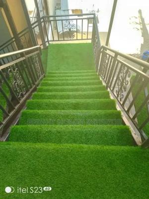 Staircase Grass Carpet 20mm Thickness Available - thumbnail 2