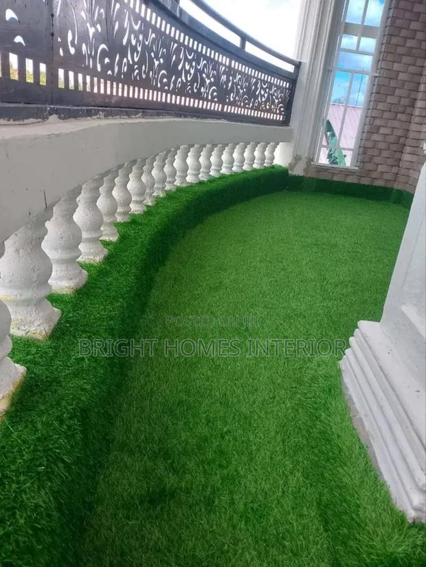 Decorate Your Backyard With Artificial Turf Grass - main view
