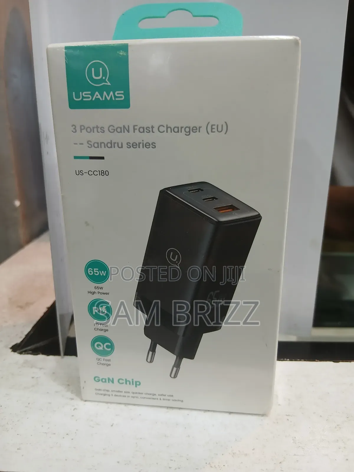 Usams 3 Ports Gan Fast Charger