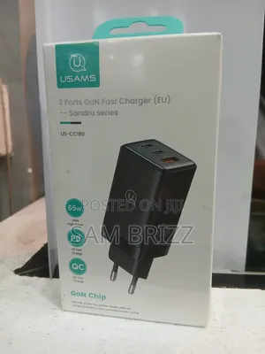 Usams 3 Ports Gan Fast Charger