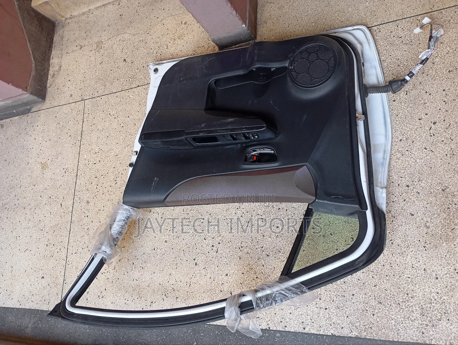Vitz 2015 Door Rhs