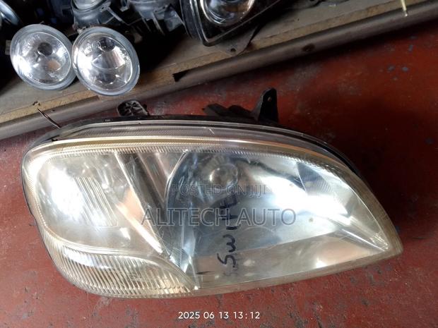 Suzuki Swift Headlight 2004 Non