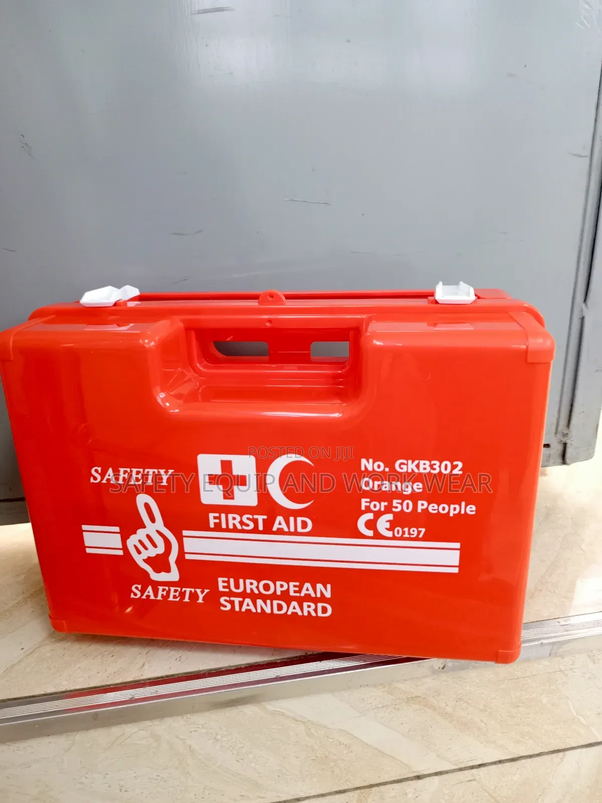 Gkb302 Multiuser First Aid Kit Safe and Visible