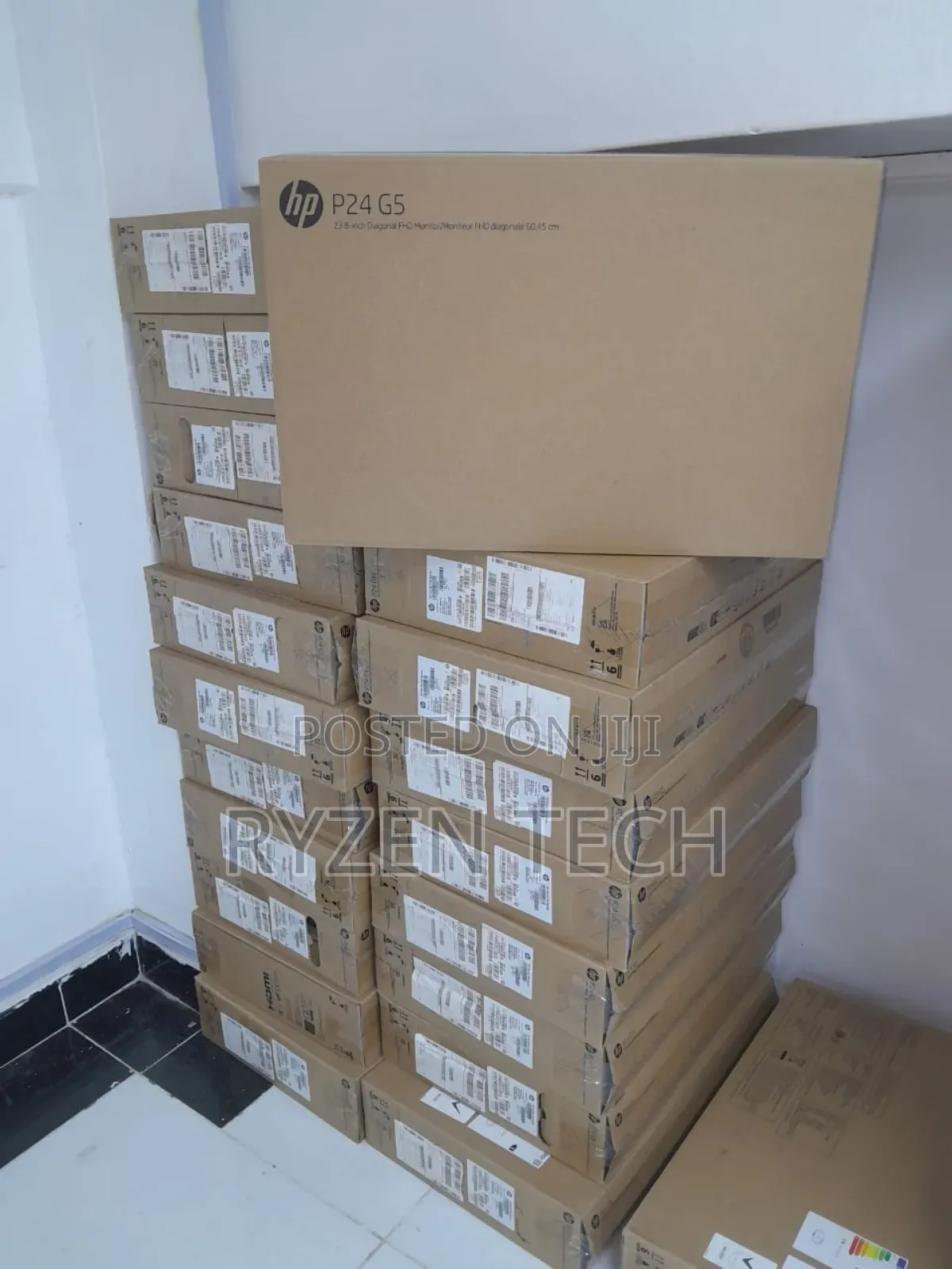Hp P24h G5 23.8" FHD Monitor.