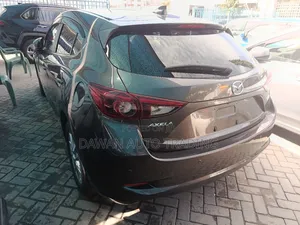 Mazda Axela 2018 Gray