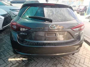 Mazda Axela 2018 Gray
