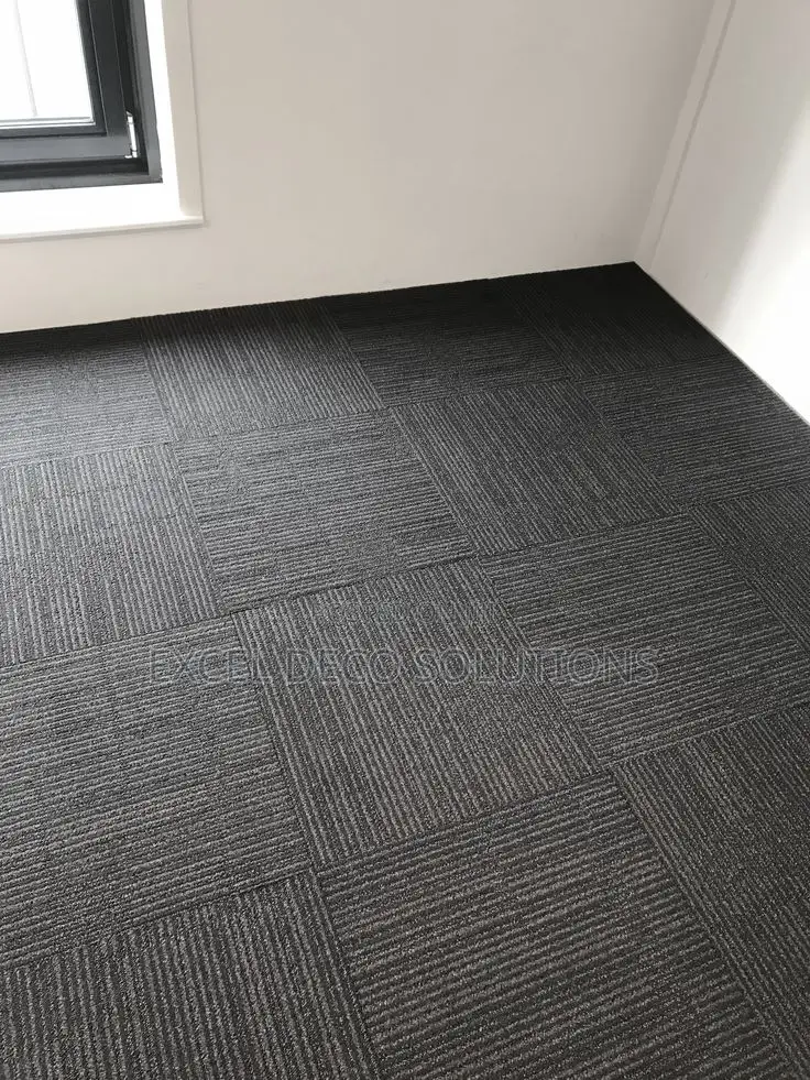 Carpet Tiles – Step Into Style Warmth!