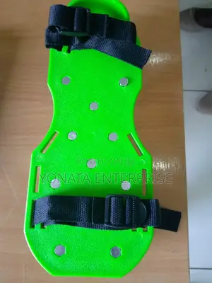 Epoxy Application Spiked Shoes