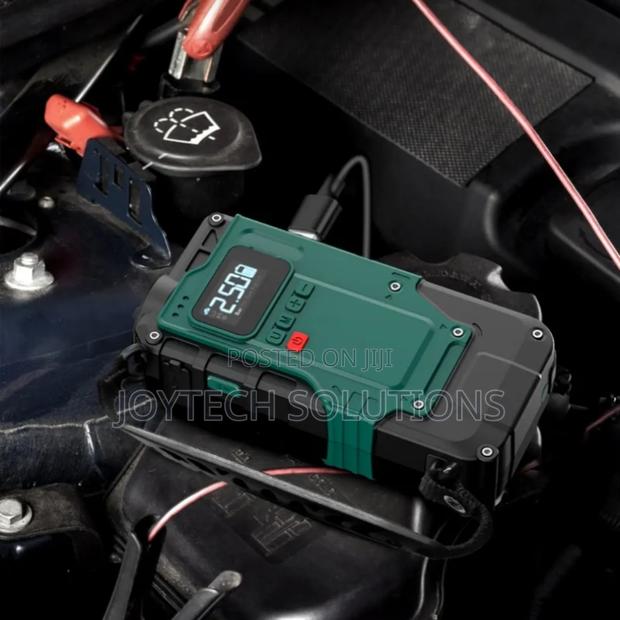 Car Jumpstater With Air Pump and Torch