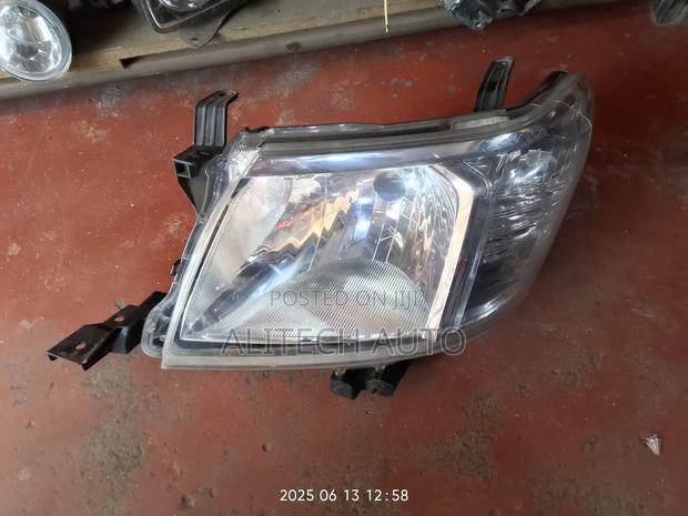 Toyota Hilux Headlight 2012