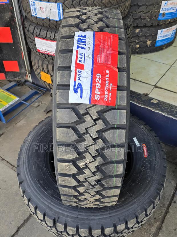 265/70r19.5 Sportrak
