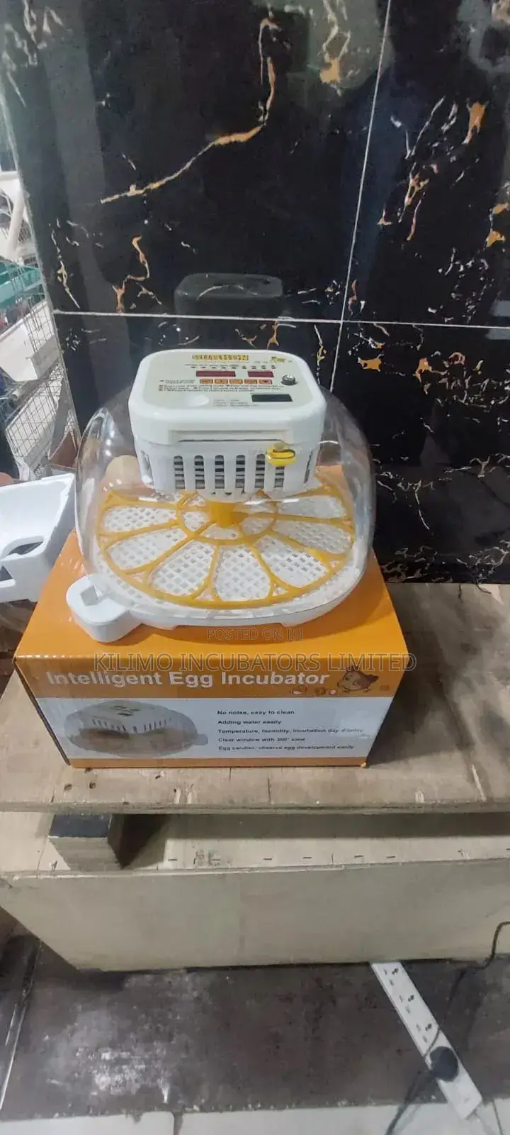 12 Egg Capacity Incubator