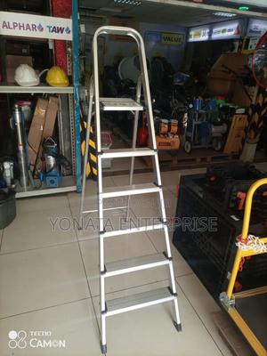 Aluminium Step Ladder - 7 Steps - thumbnail 2