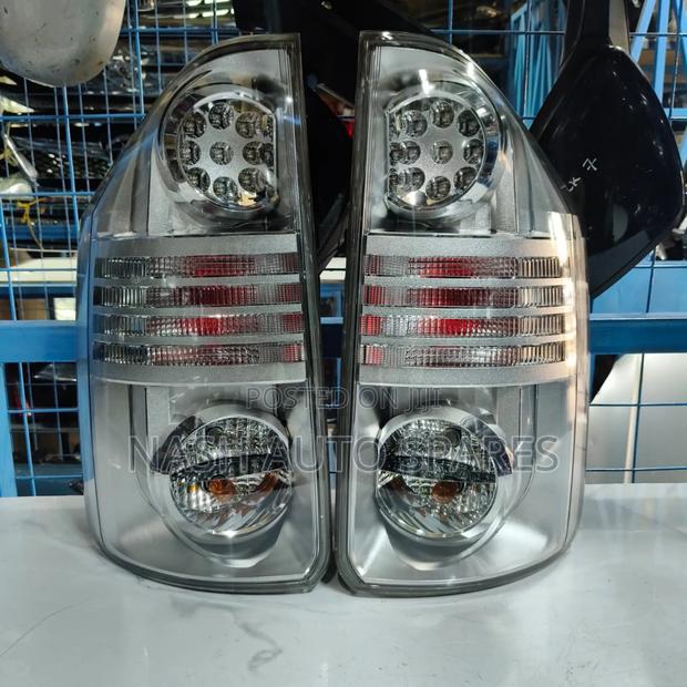 Toyota Voxy 2008 Tailiights