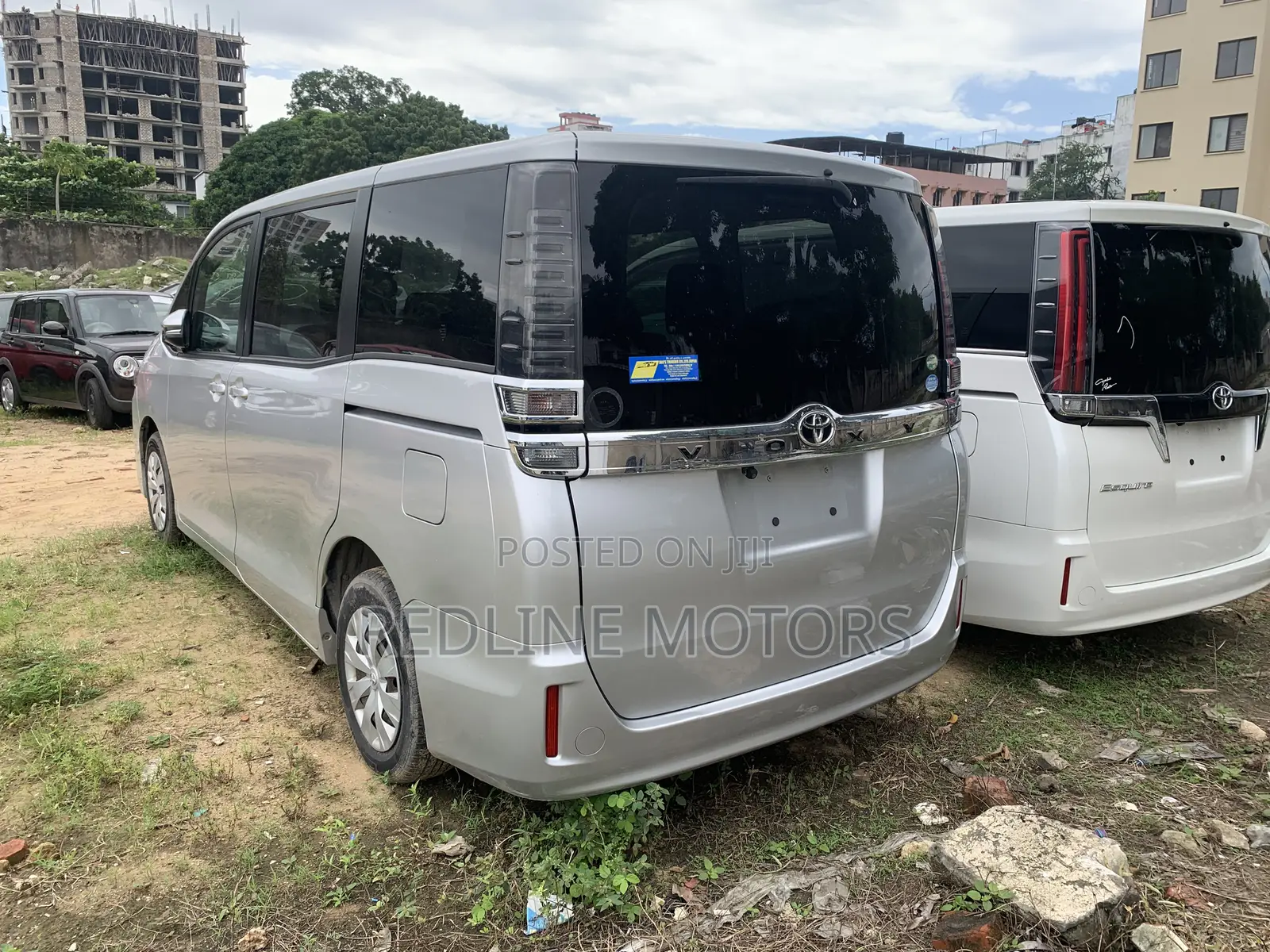 Toyota Voxy 2018 Silver