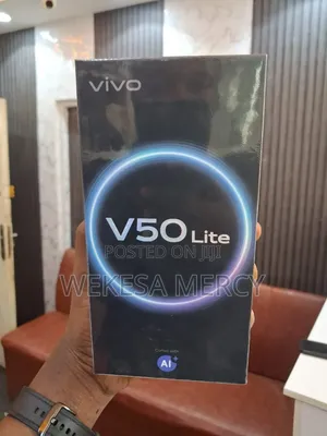 New Vivo V50 Lite 4G 256 GB Purple