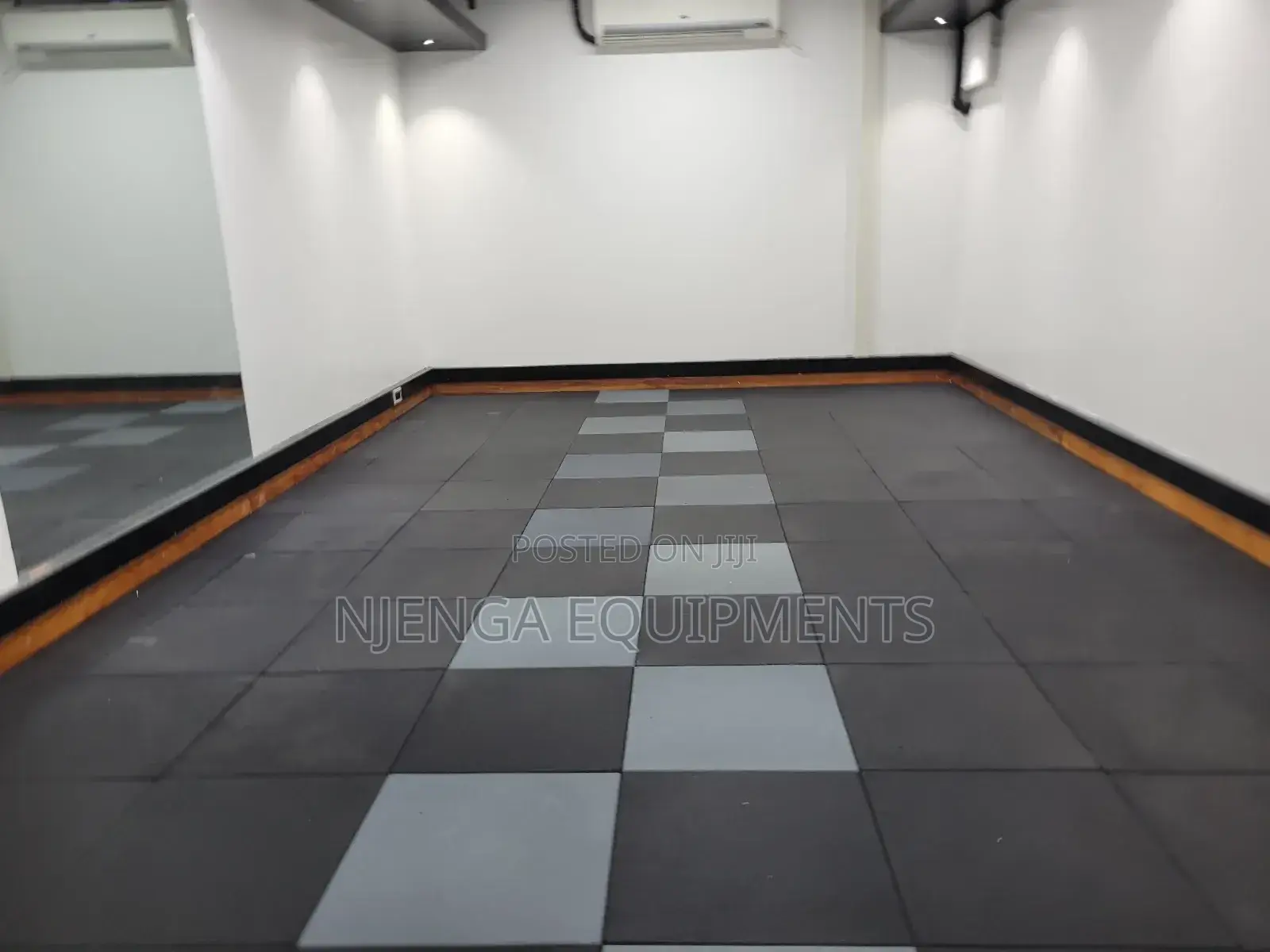 Antislip Rubber Flooring for Sporting Areas/Gym Mats