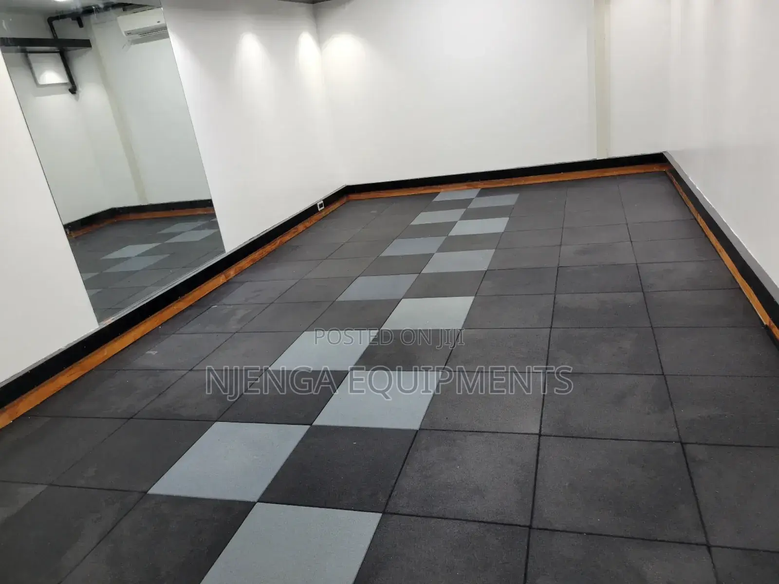 Antislip Rubber Flooring for Sporting Areas/Gym Mats