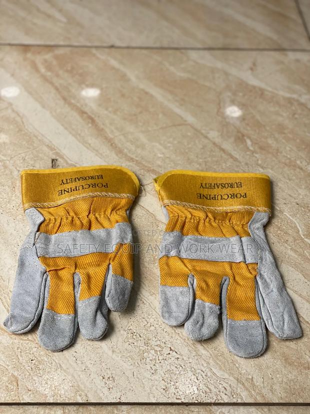 Short Leather Gloves Tough Grip And Short Cuff