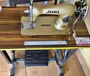 Juki Small Sewing Machine With Imported Table
