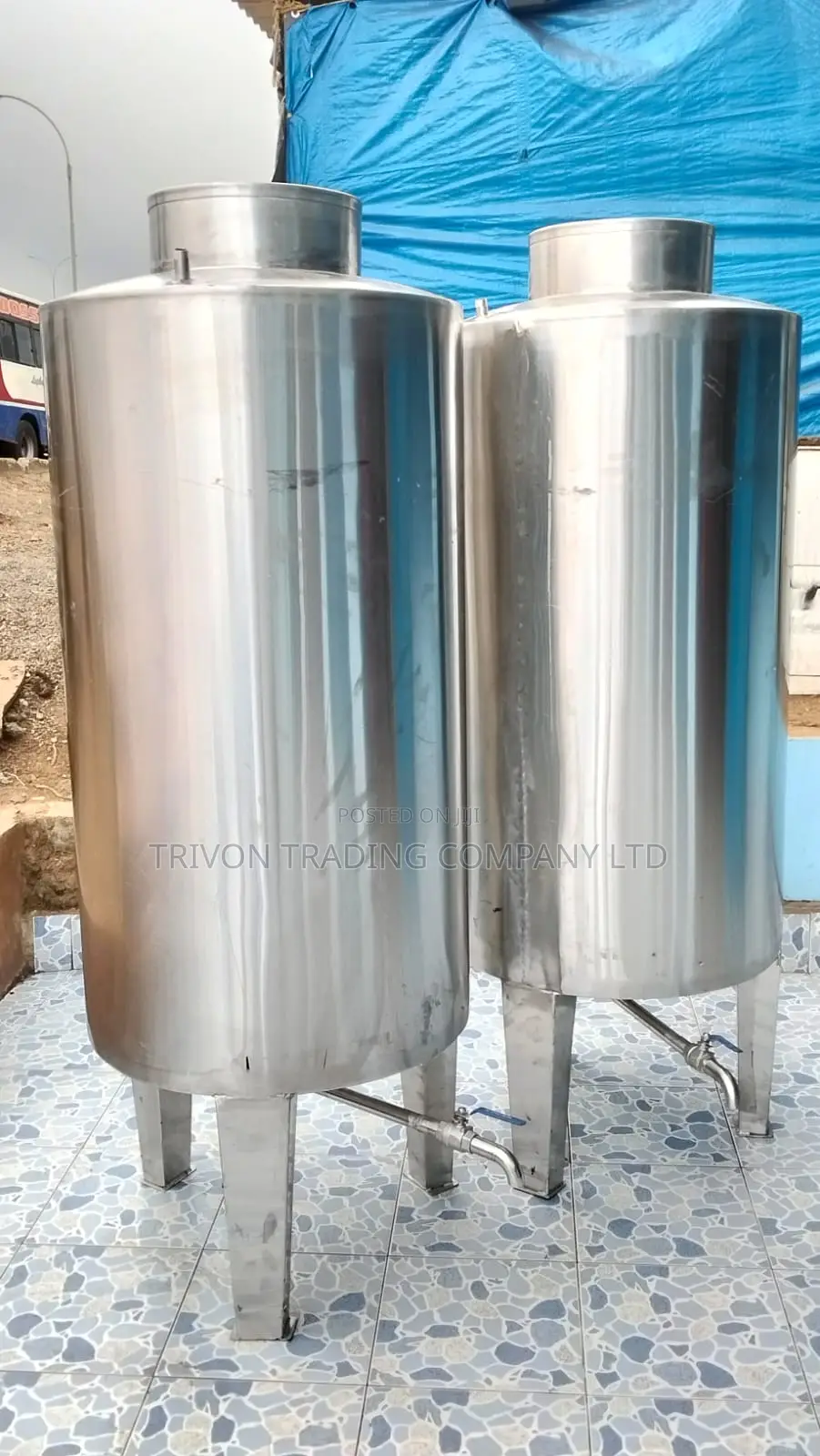 300 Litres Standing Stainless Steel Water Tank
