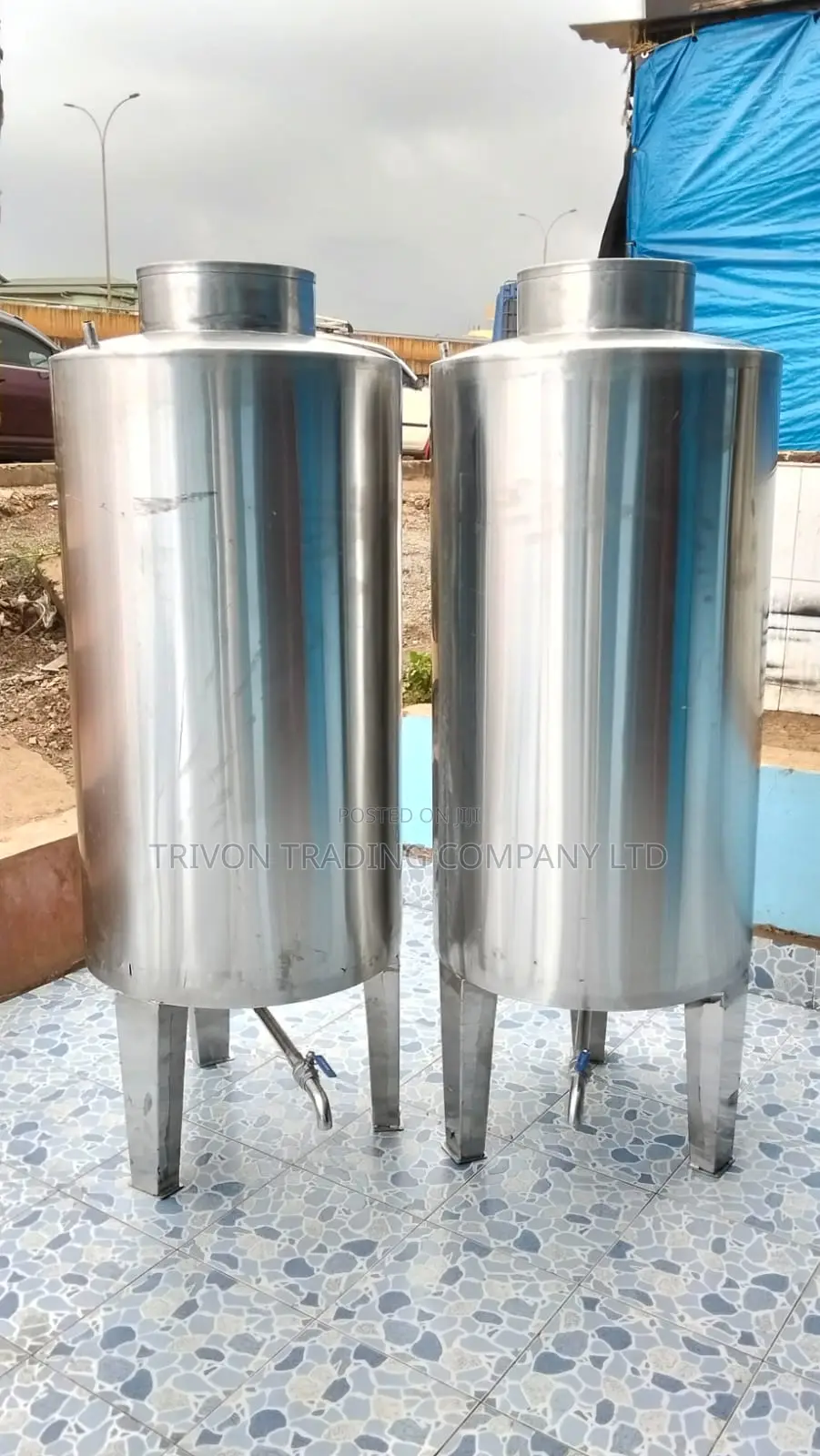 300 Litres Standing Stainless Steel Water Tank