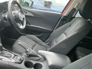Mazda Axela 2018 Red