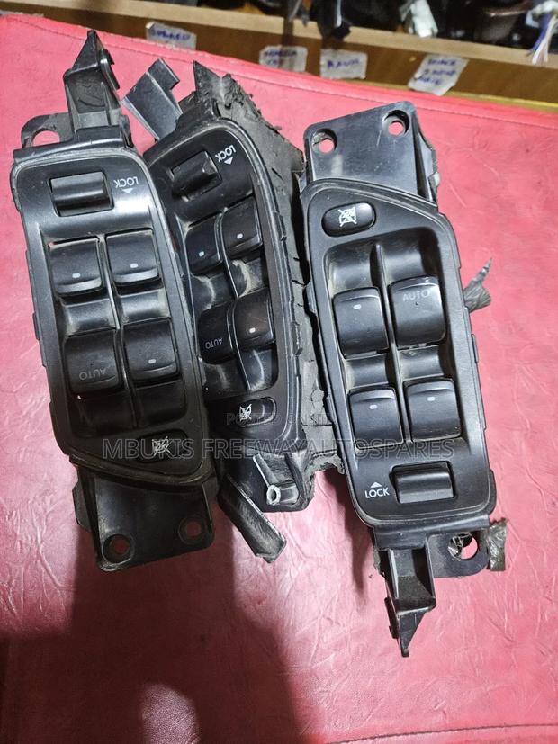 Main Switch Subaru Legacy 2009