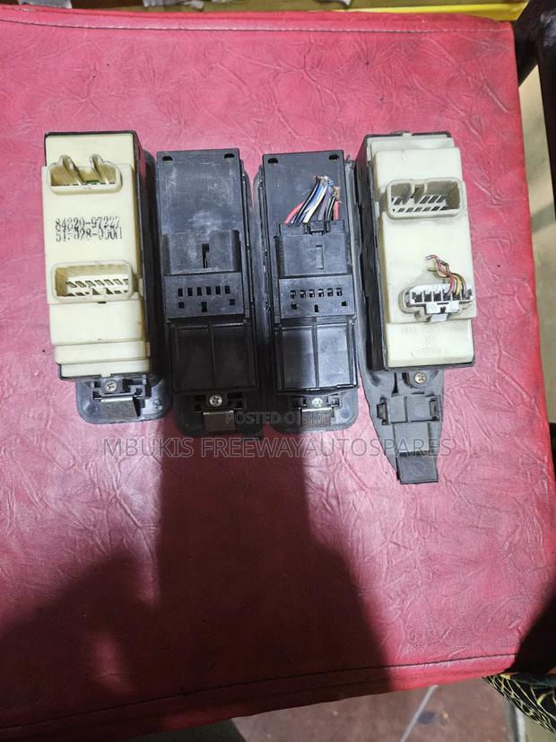 Main Switch Duet