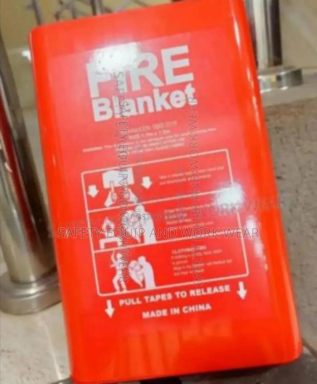 High Quality Fire Blanket For Instant Use. - main view