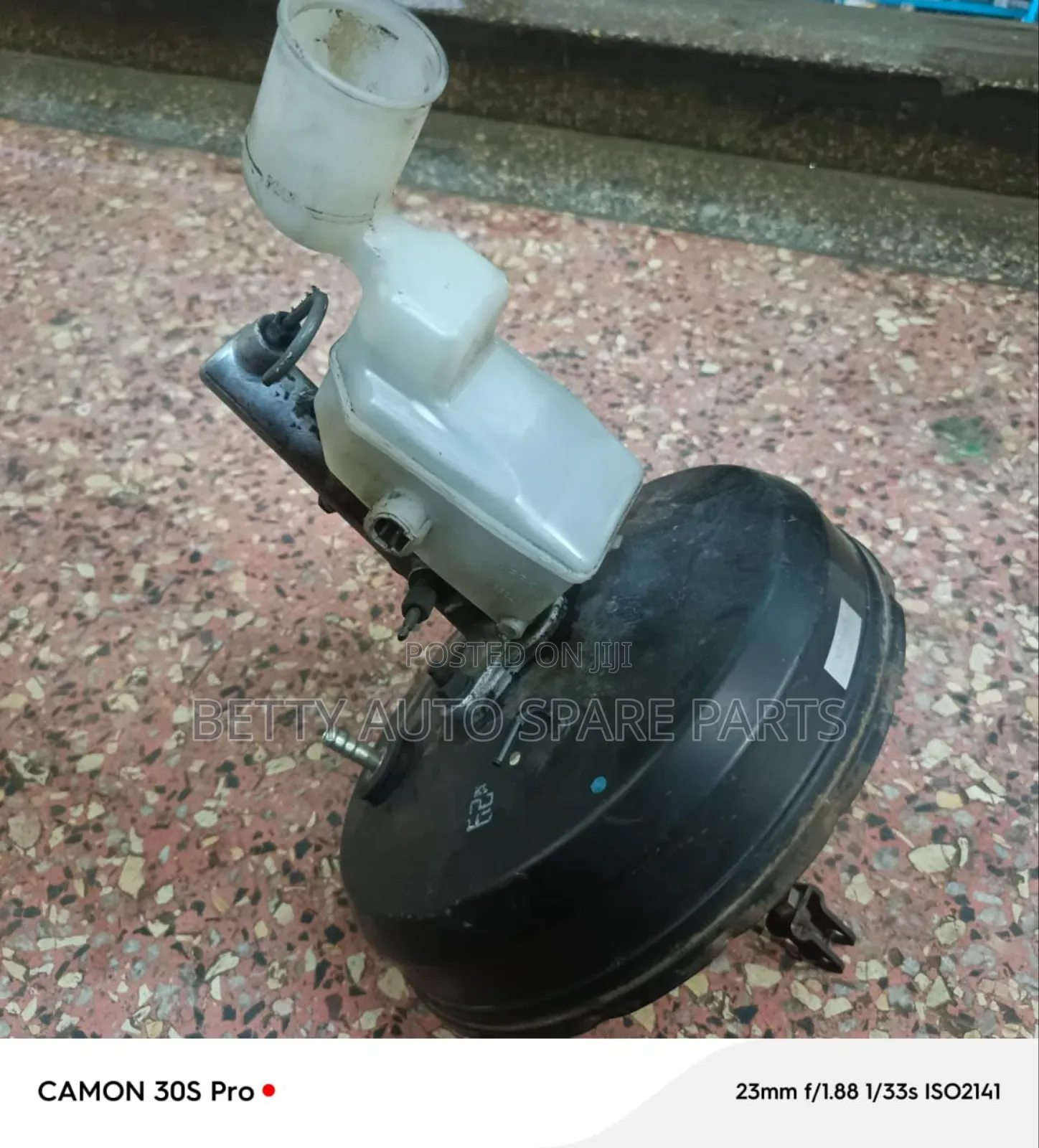Toyota Rav 4 J Brake Booster N. Master Cylinder
