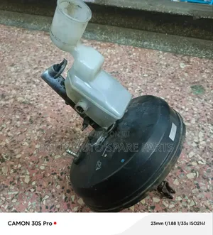 Toyota Rav 4 J Brake Booster N. Master Cylinder