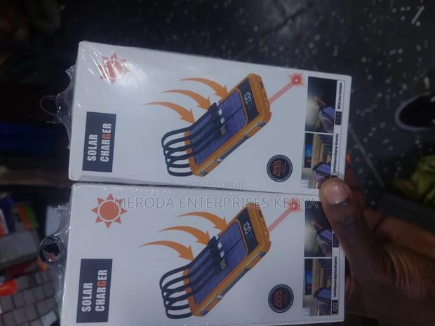 Solar Charger Powerbank Intelligent Digital Display - main view