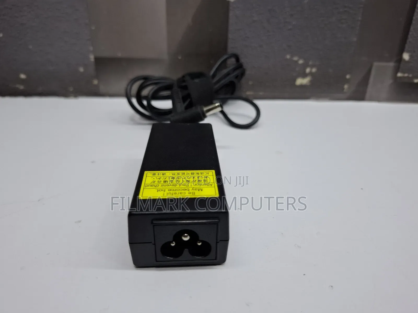 Toshiba Ac Original Genuine Adapter 19v 2.37a 45w