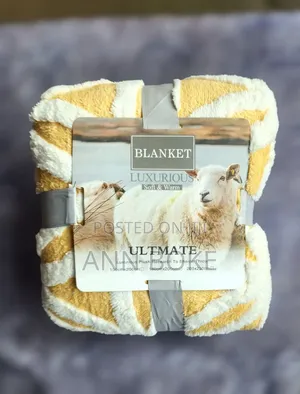 New Arrival
*Cosy New Fleece Woollen.*
Size: 6×7