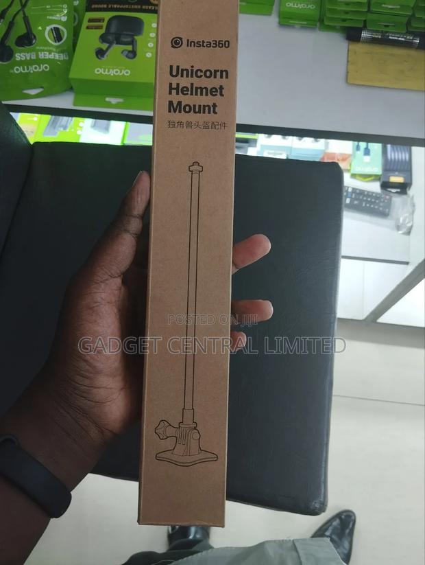 Insta360 Unicorn Helmet Mount - main view