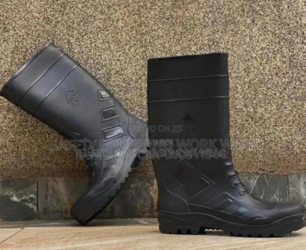 En Iso Compliant Heavy Duty Ace Gumboots. - main view