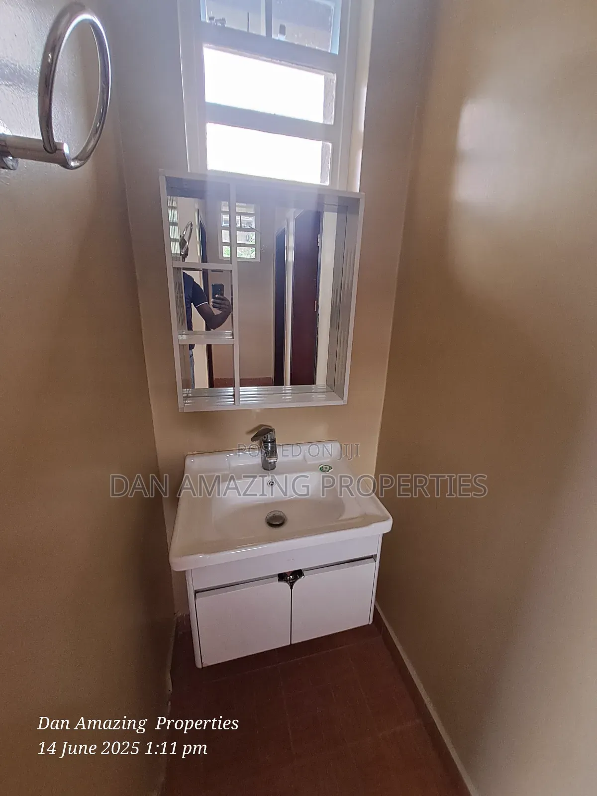 1bdrm Bungalow in Behind Banda Sch, Hardy for rent