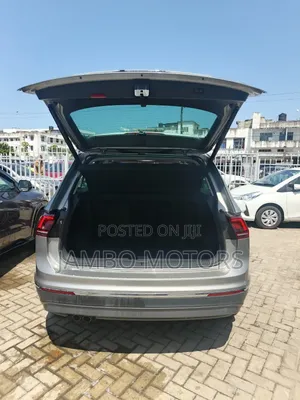 Volkswagen Tiguan 2.0T SEL R-Line AWD 4MOTION 2019 Gray