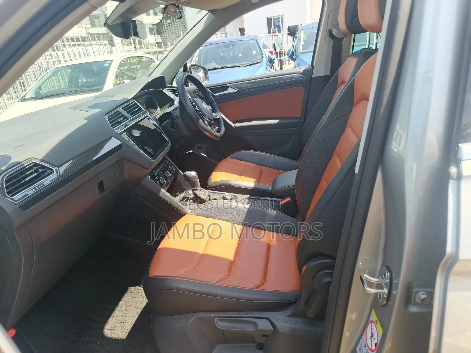 Volkswagen Tiguan 2.0T SEL R-Line AWD 4MOTION 2019 Gray