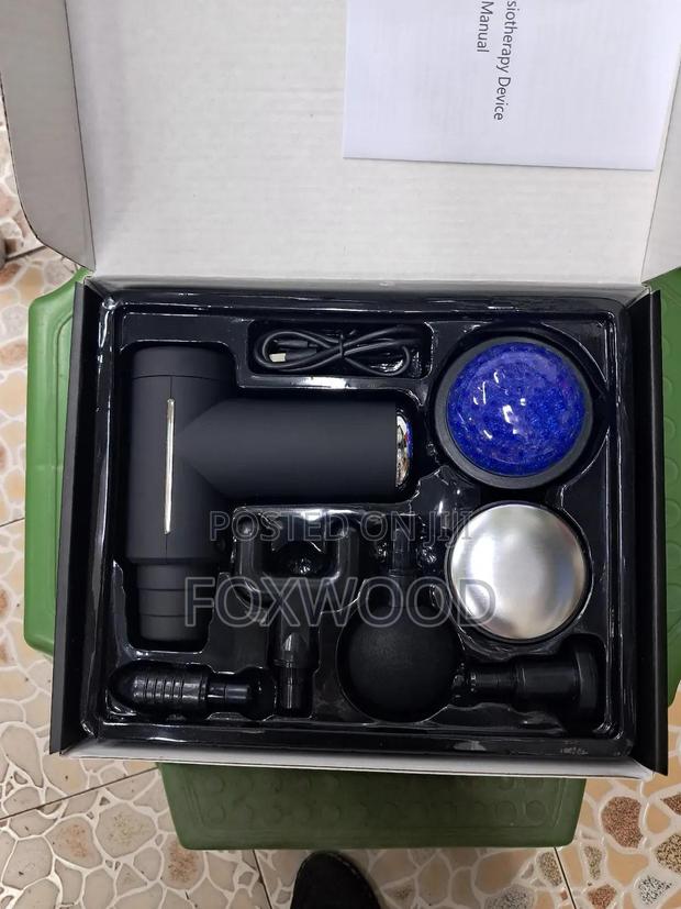 Massage Gun With Hot and Cold Compress Features - thumbnail 4