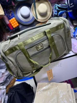 Green  Canvas Large Size Quality Travelling Bags at 1800