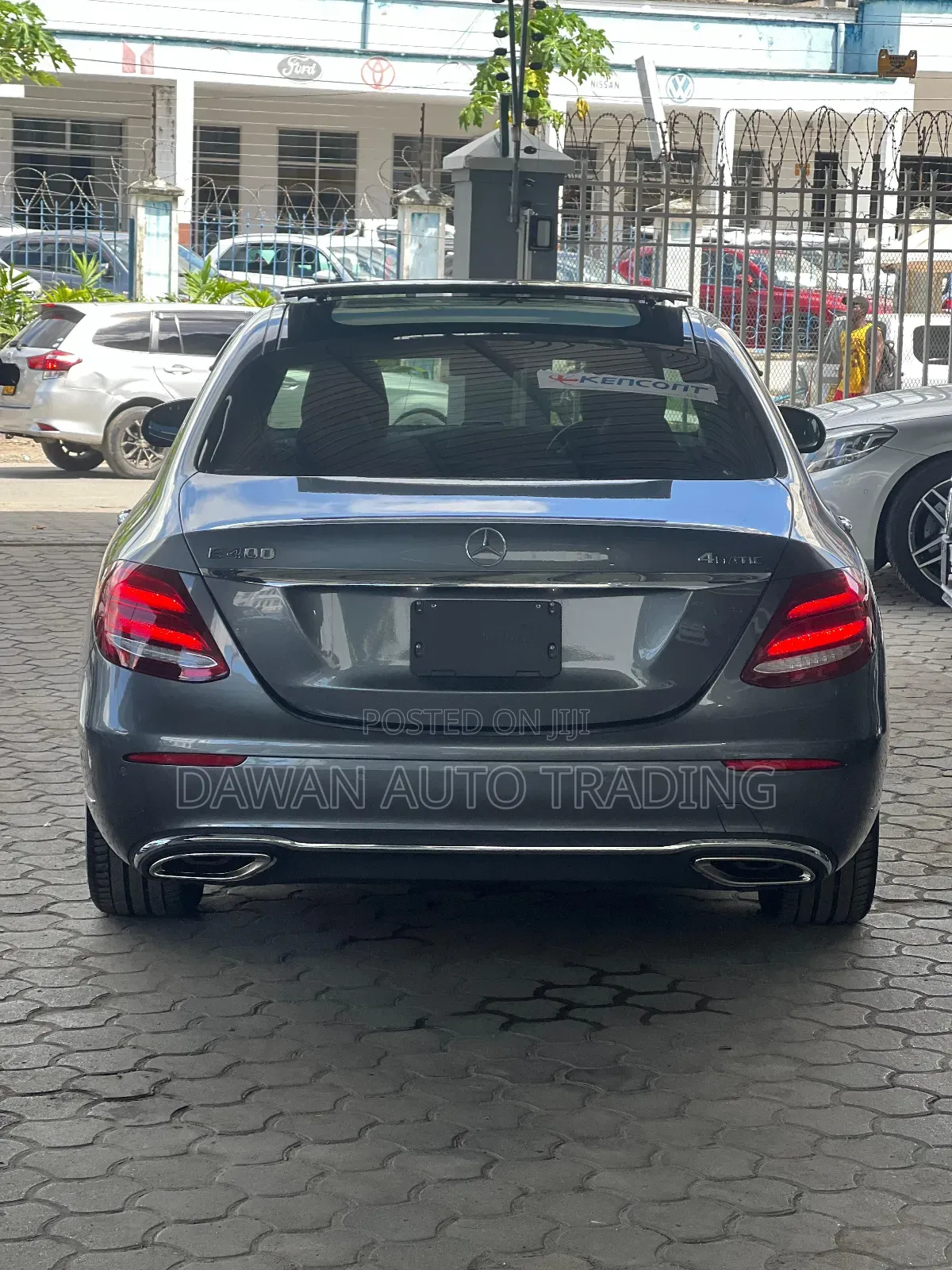 Mercedes-Benz E400 2018 Gray
