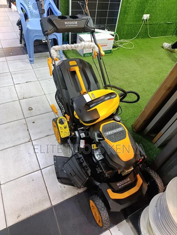 Gasoline Lawn Mower - main view