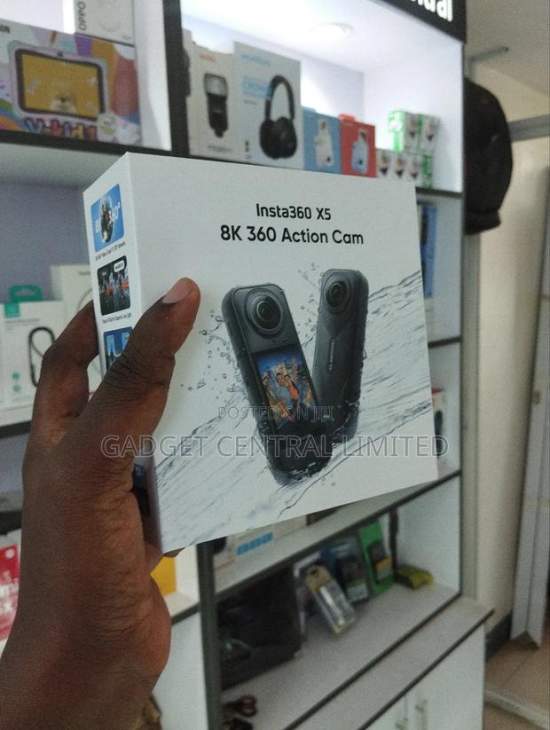 Insta 360° X5 | Flagship 360° Action Camera - thumbnail 3