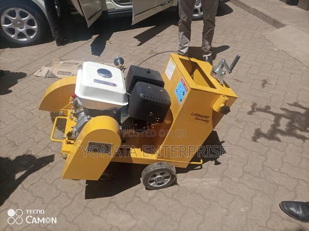 Concrete Cutter - main view