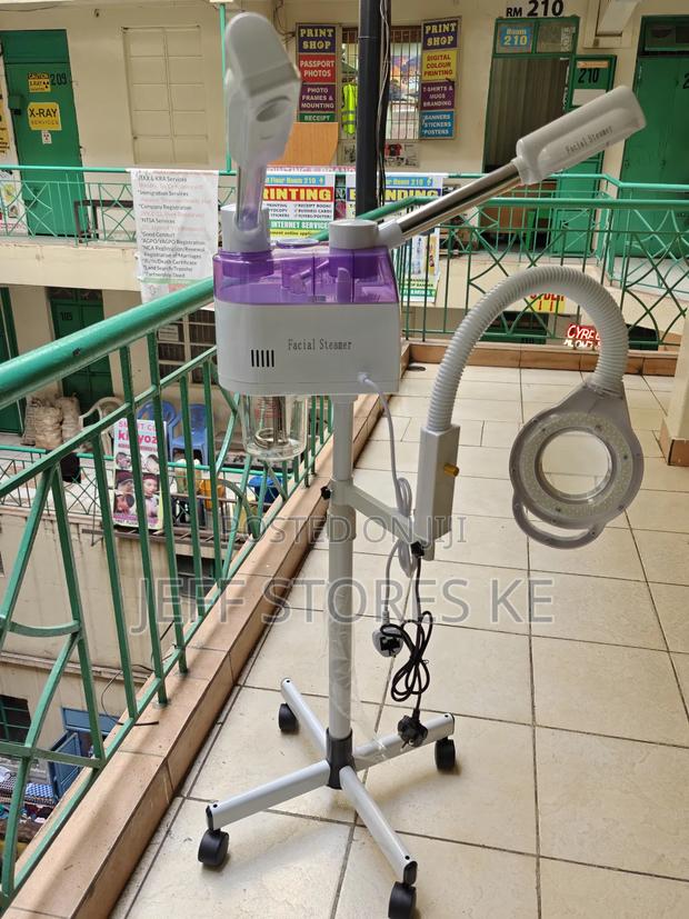 Hot and Cold With Magnifying Lamp Face Steamer - main view