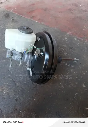Prado 120/Hilux/ Surf Brake Booster