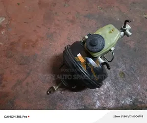 Toyota Prado 95 Brake Booster N Master Cylinder